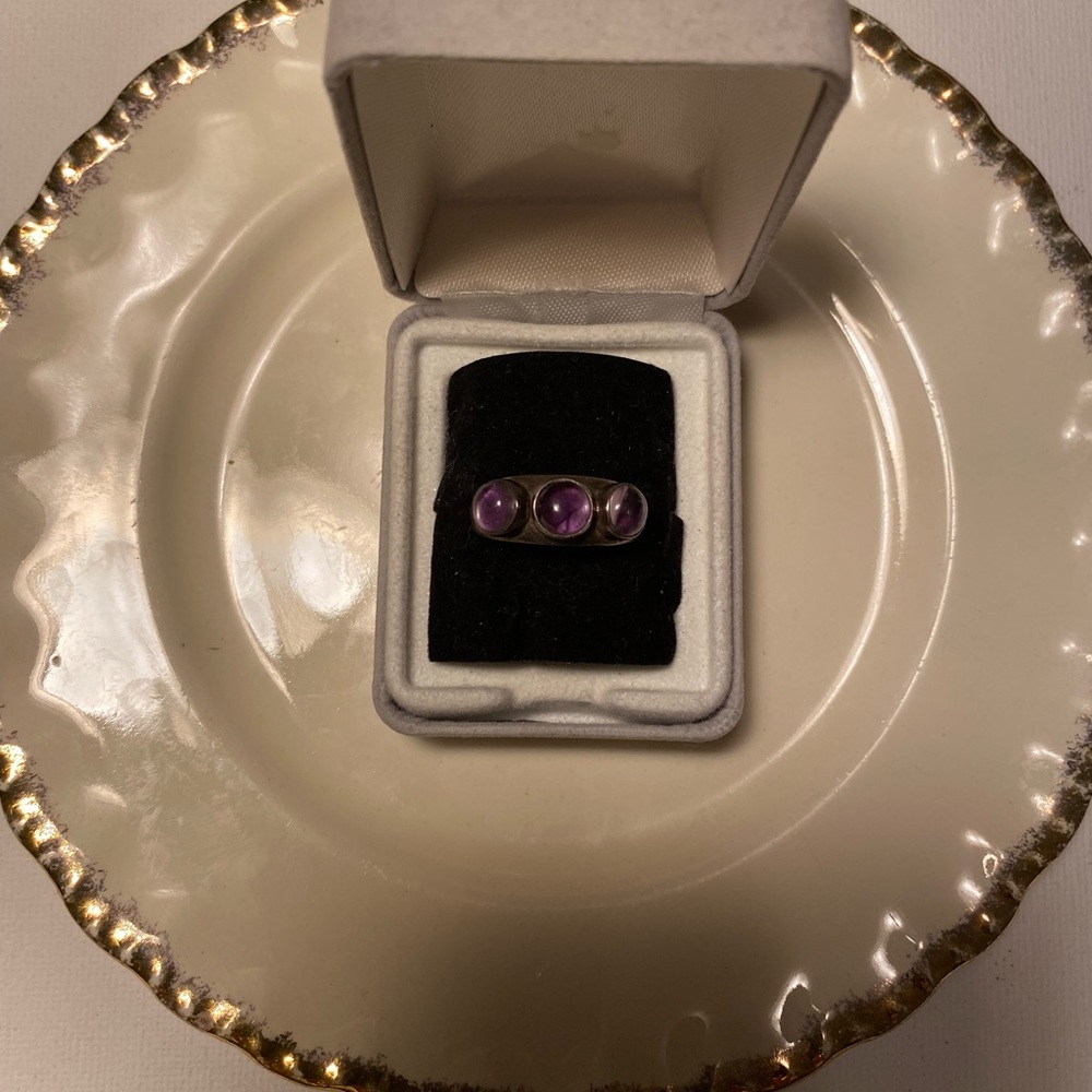 💛 925 sterling silver stamped genuine cabochon amethyst trinity ring. New. - Picture 3 of 6